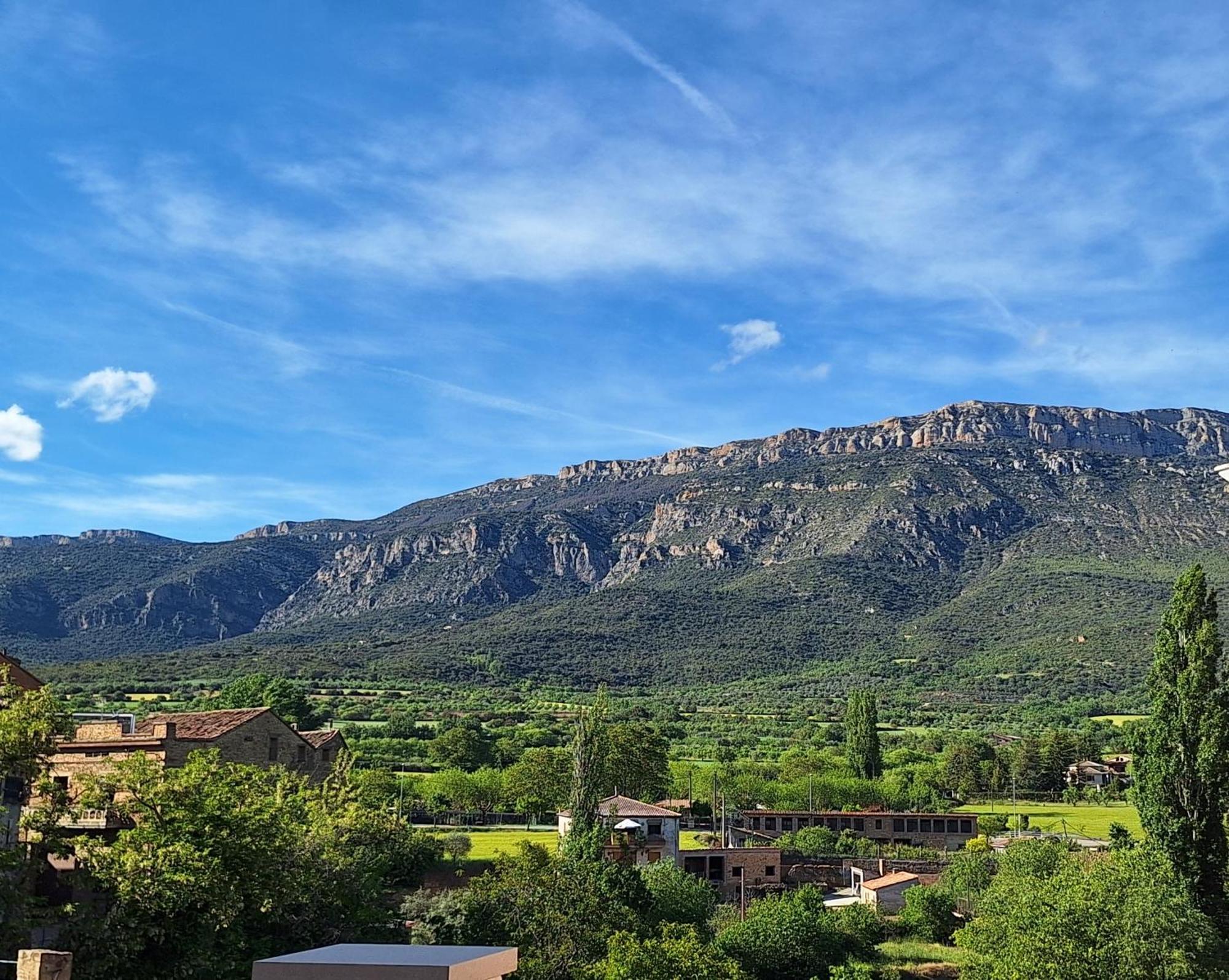 Duplex Sant Marti Daire Ager Dış mekan fotoğraf